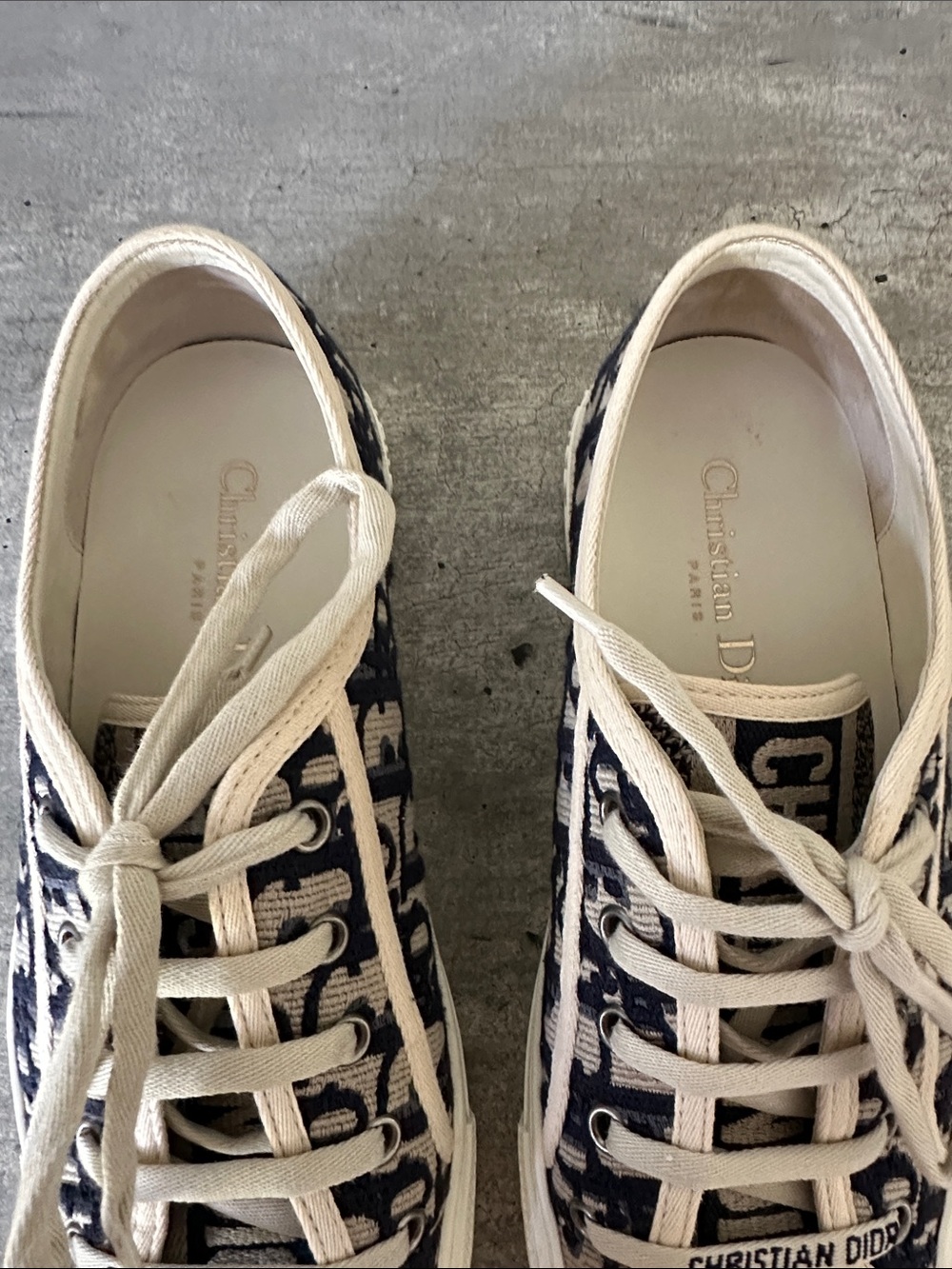 Dior Walk’N’Dior Navy & Cream Oblique Embroidered Logo Low-Top Sneakers Size 38 - Picture 3 of 12